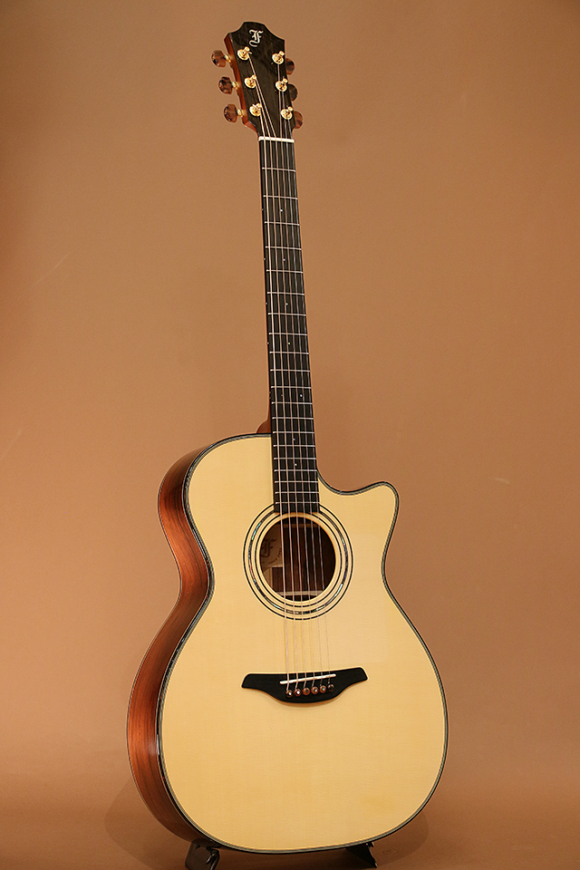 Furch Guitars OM23-SGCT Englemann Spruce/Madagascar Rosewood フォルヒ