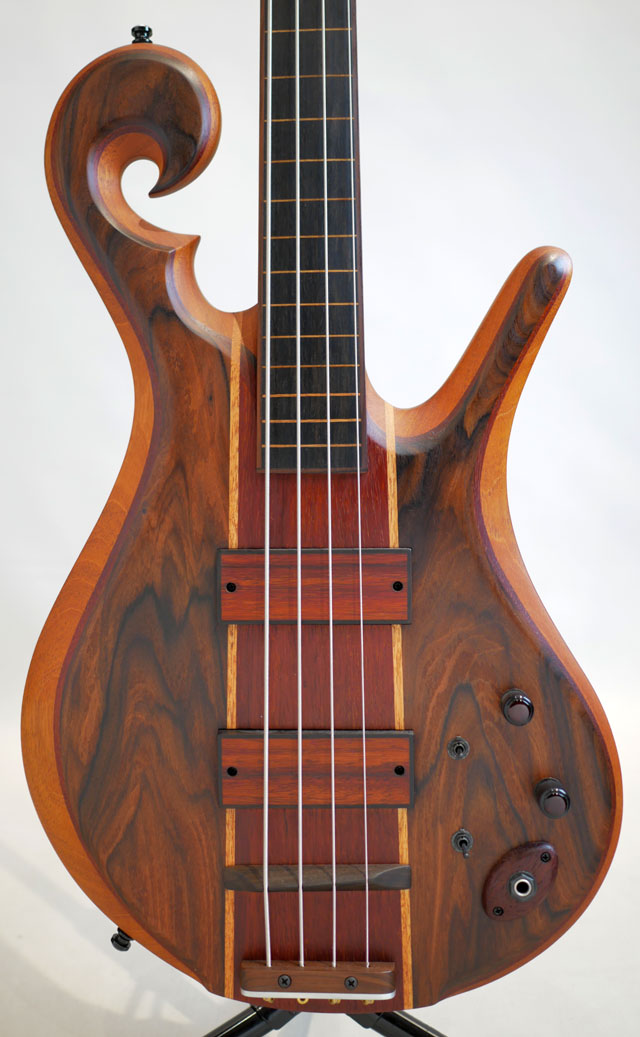 Carl Thompson 4strings Scroll Bass Fretless 36inch / Cocobolo Top  カール　トンプソン