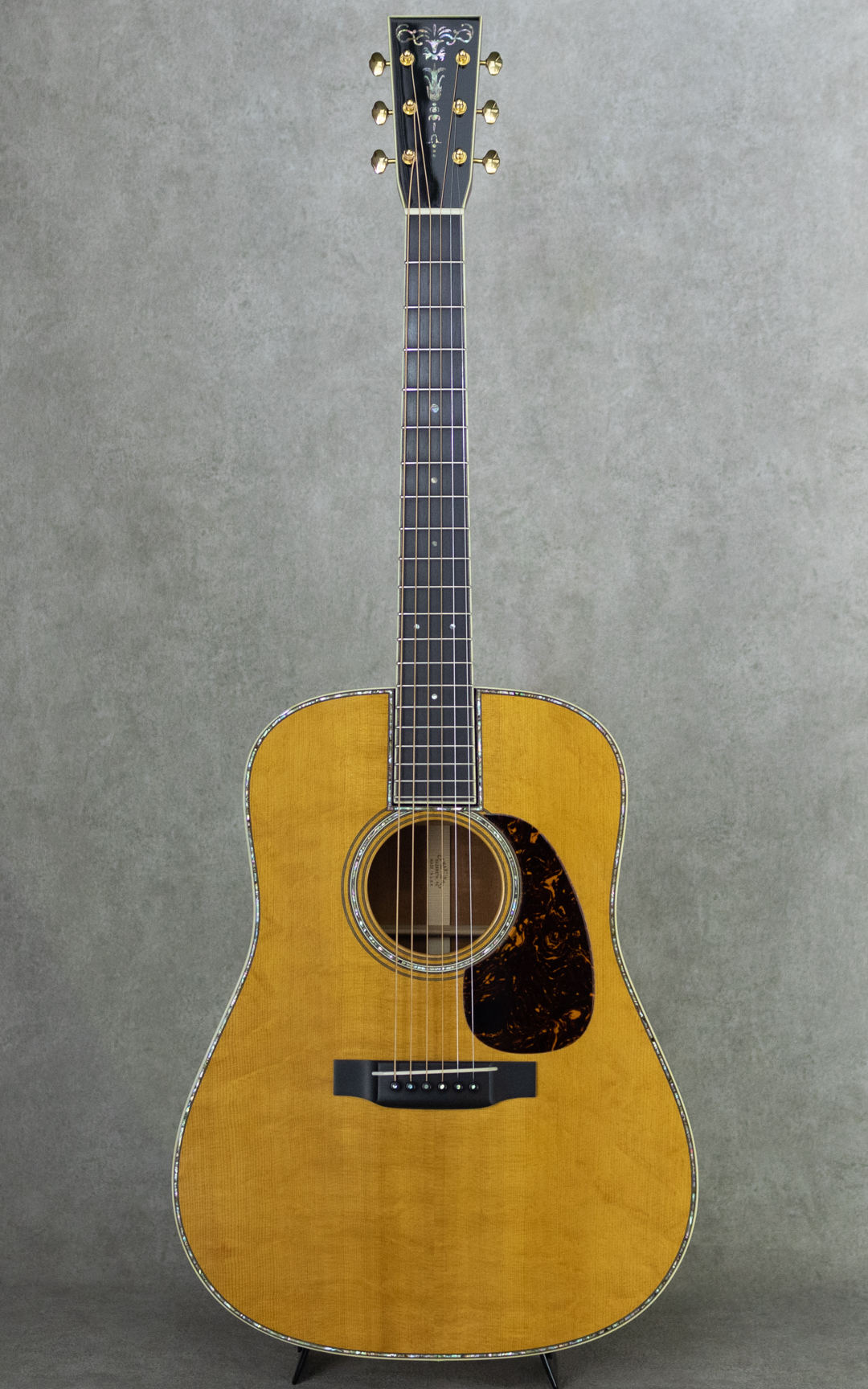 MARTIN 1833 CTM D-18V Mahogany マーチン サブ画像1