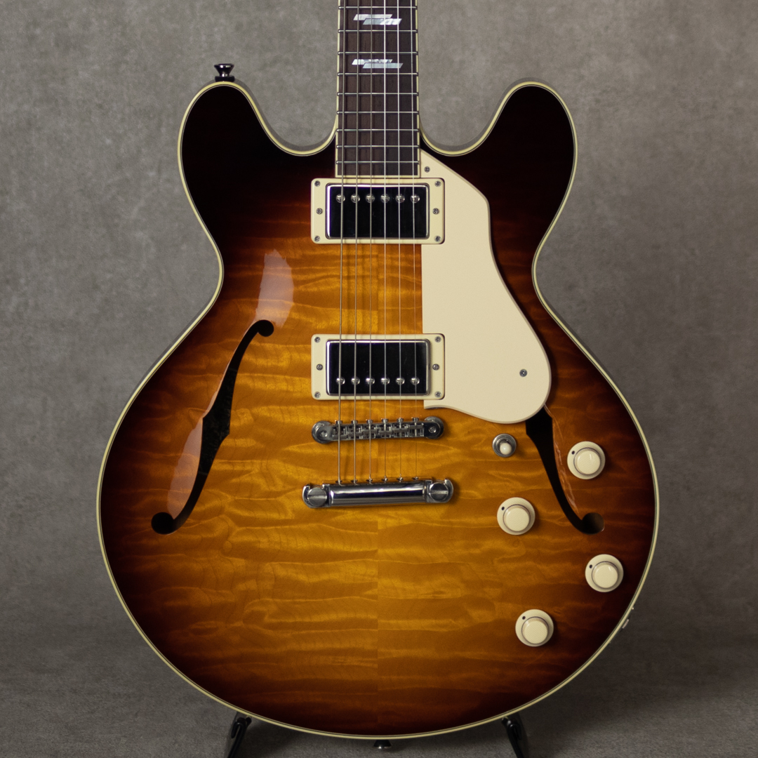 I-35 Deluxe Tobacco Sunburst