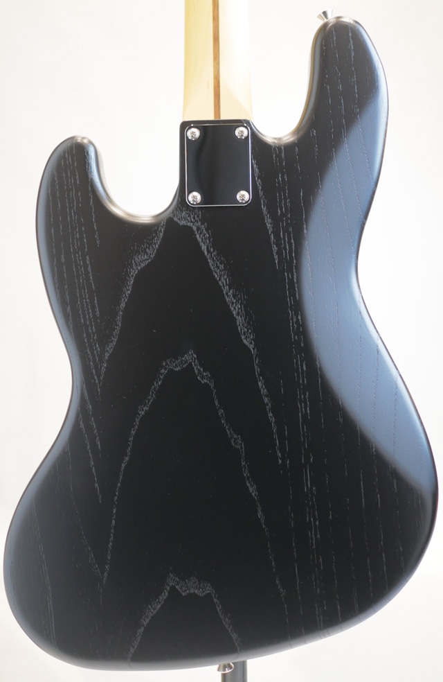 Made in Japan Limited Jazz Bass Raw Ash / Black Black BASS SIDE