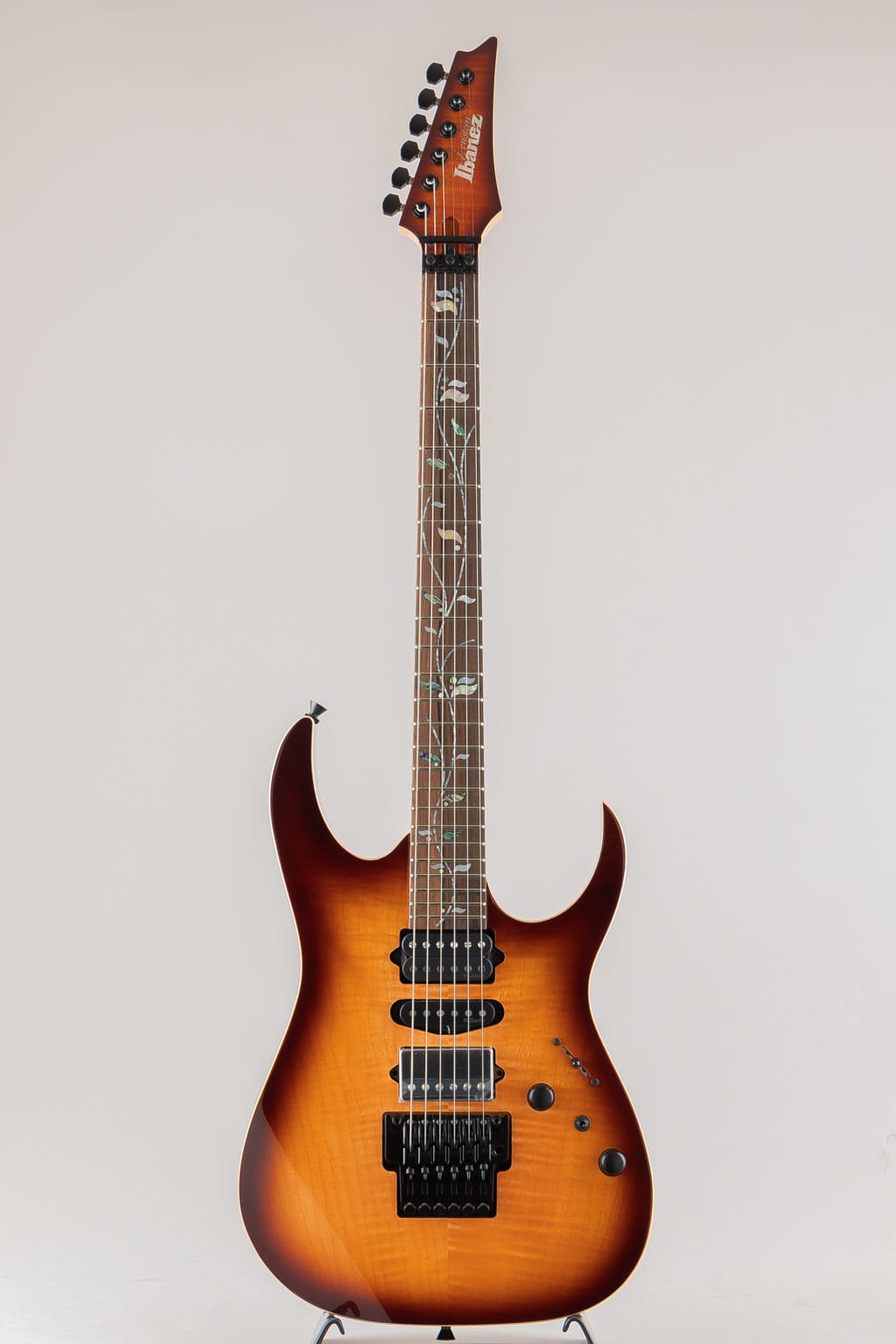 RG8870 / Brownish Sphalerite