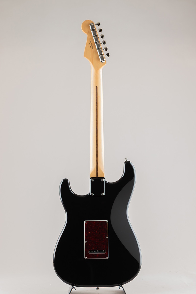 Made in Japan Hybrid II Stratocaster/Black/Rosewood Fingerboard