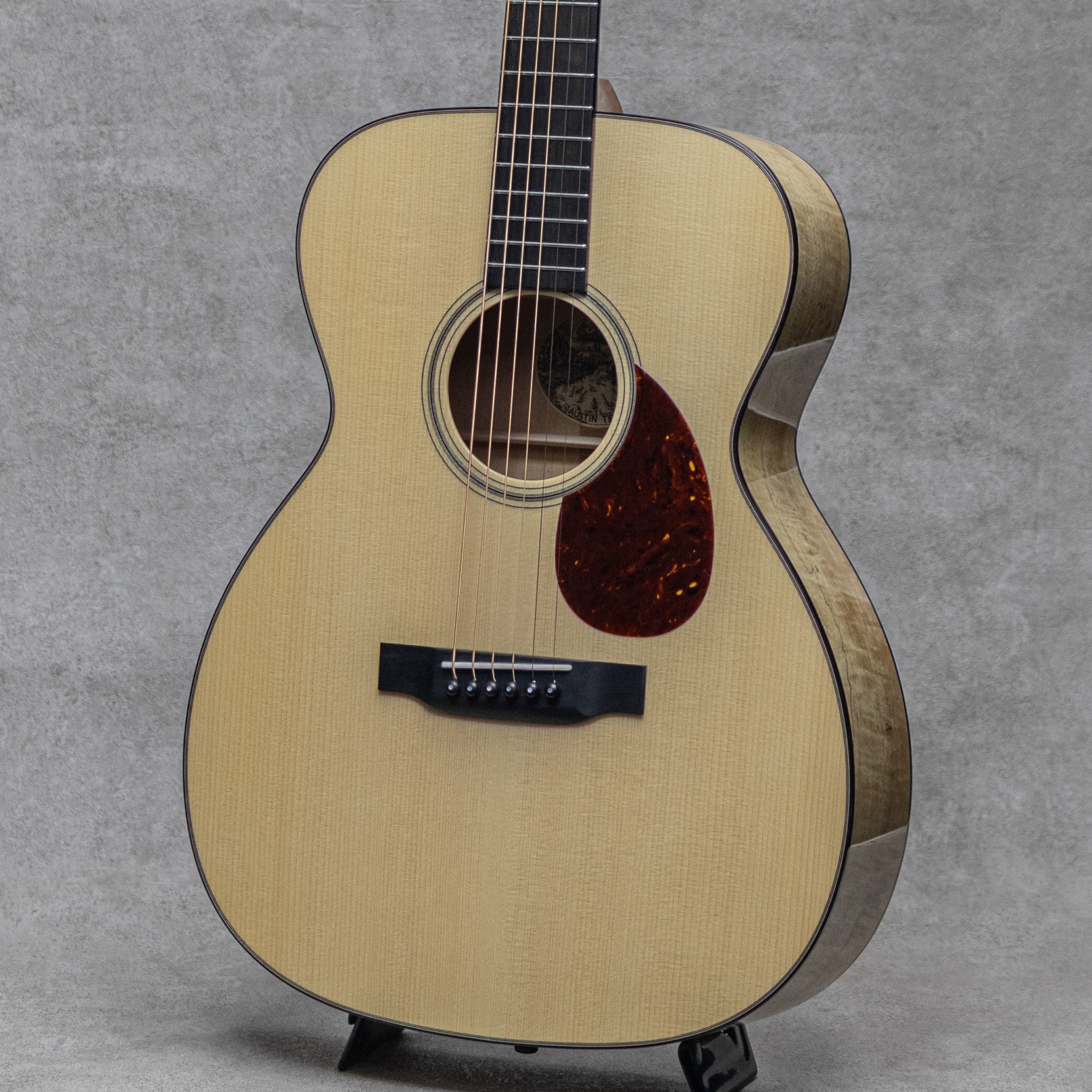 OM1A Adrondack Spruce / Pecan