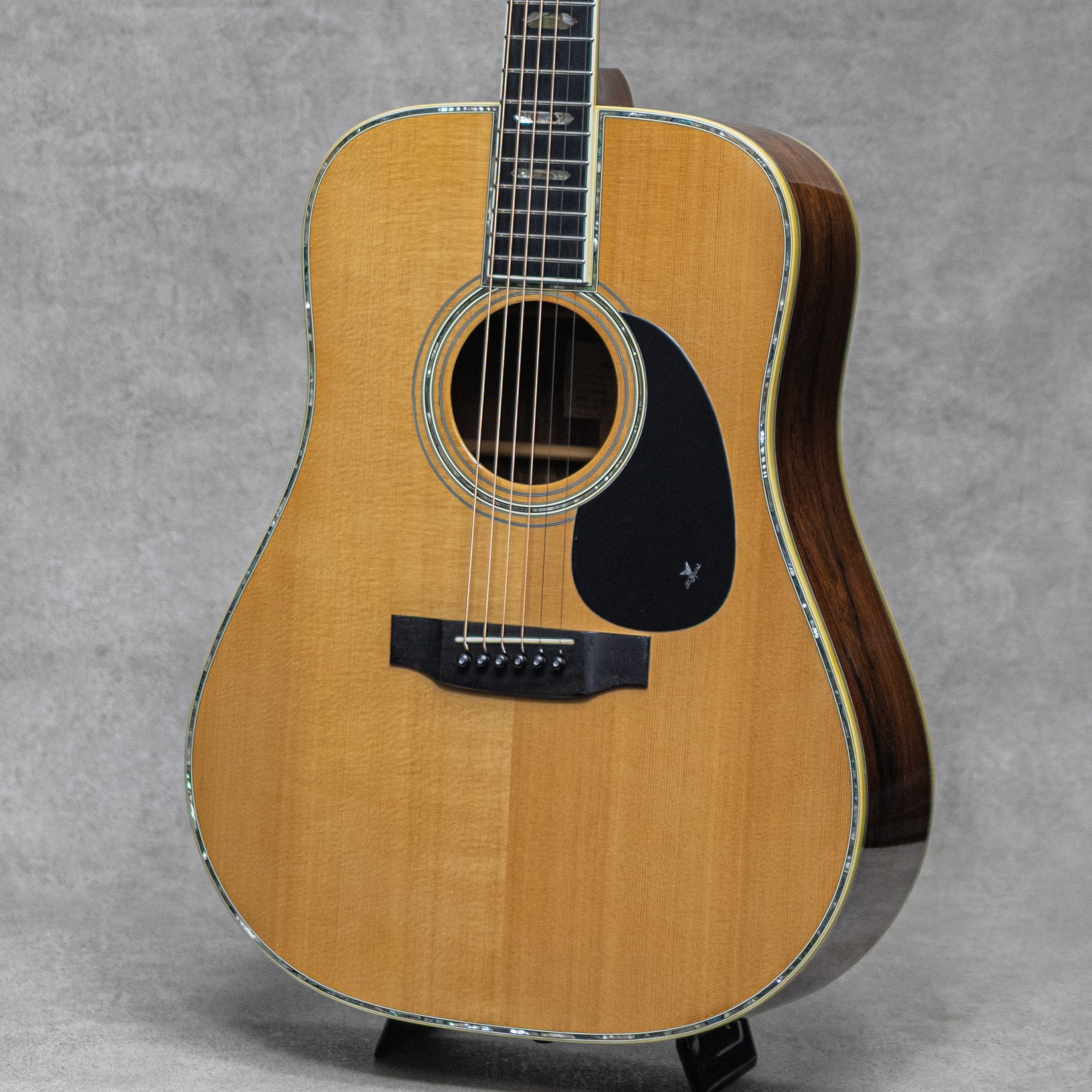 DY-45 Jacaranda / 1983