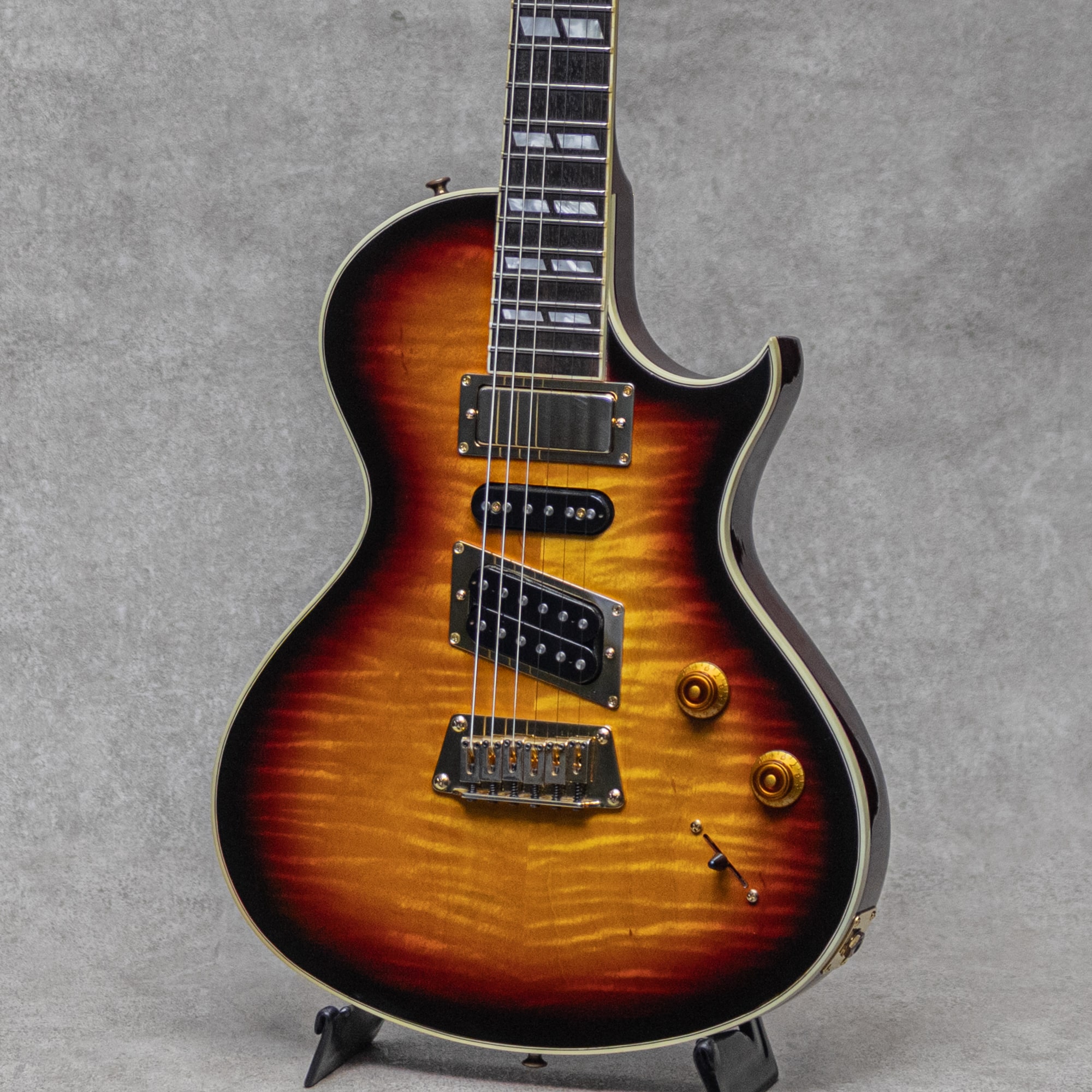 20th Anniversary Nighthawk Standard Reissue Fire Burst / 2013