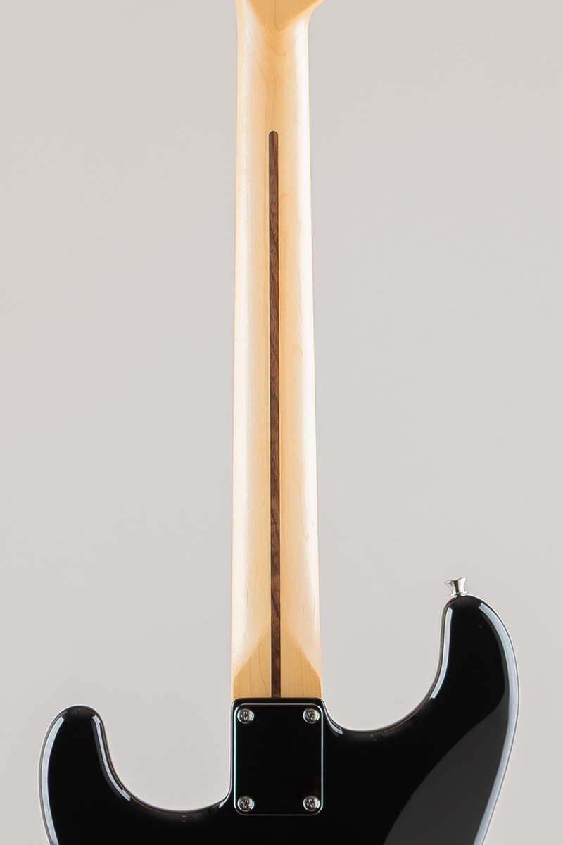 Made in Japan Hybrid II Stratocaster/Black/Rosewood Fingerboard