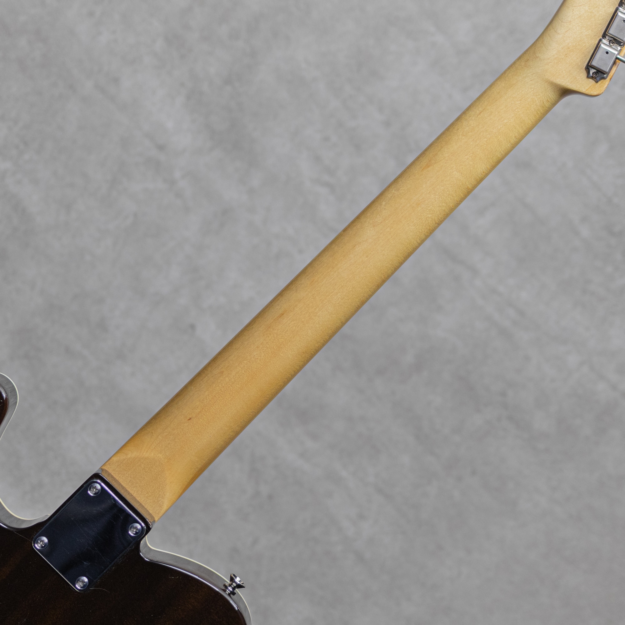 Solid T-Line Custom Silver / 2012