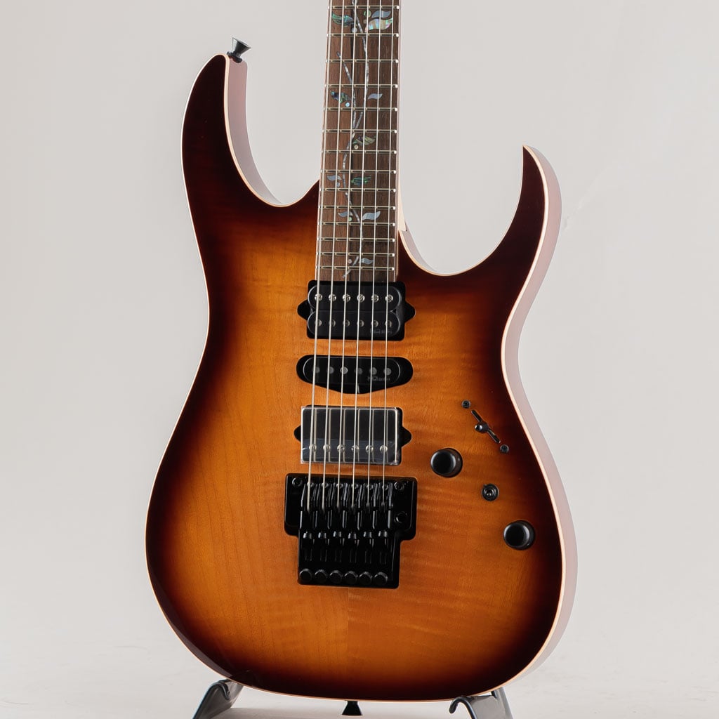 RG8870 / Brownish Sphalerite