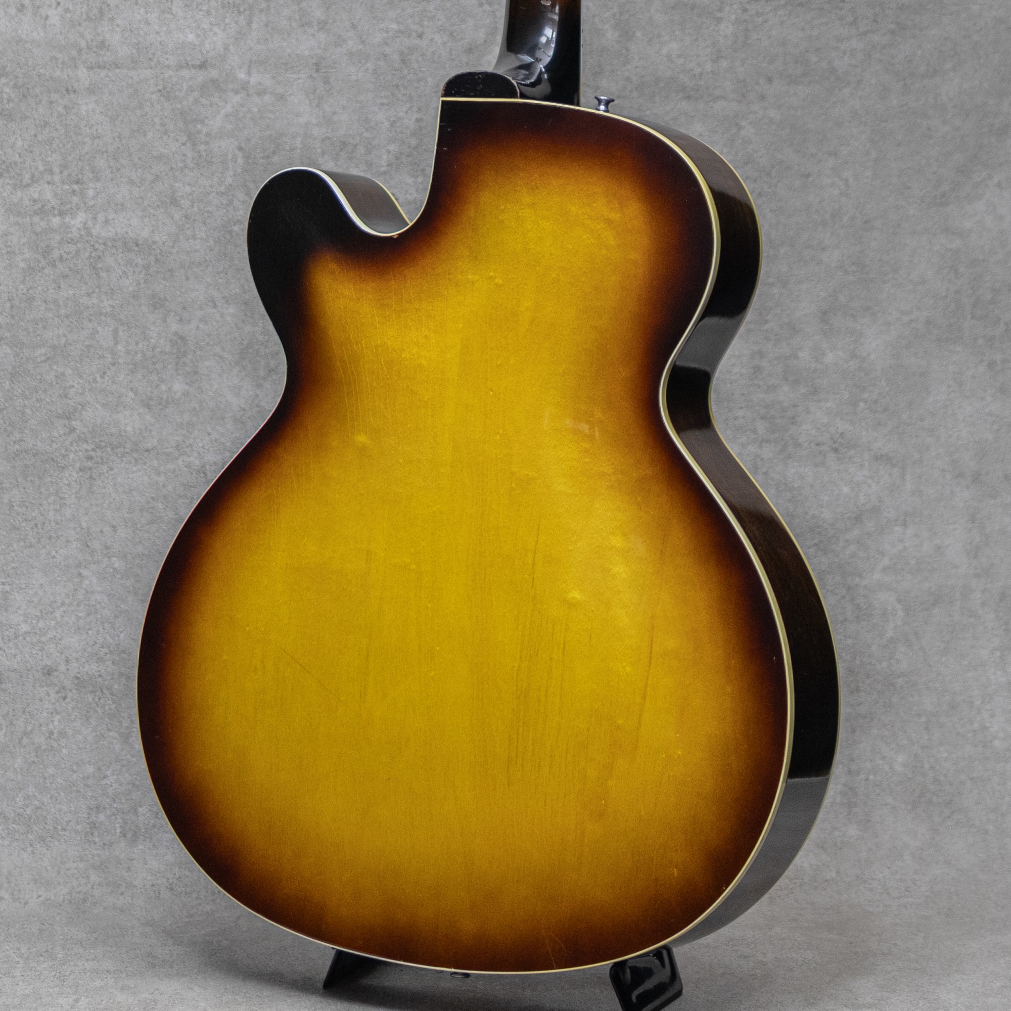E252 Broadway Sunburst / 1961