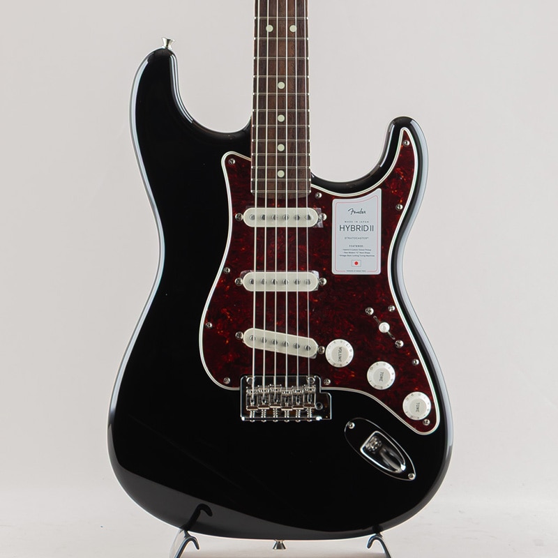 Made in Japan Hybrid II Stratocaster/Black/Rosewood Fingerboard