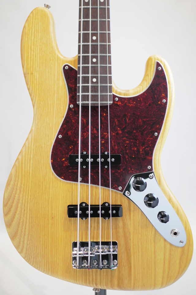 Made in Japan Limited Jazz Bass, Raw Ash / Vintage Natural Vintage Natural BASS SIDE