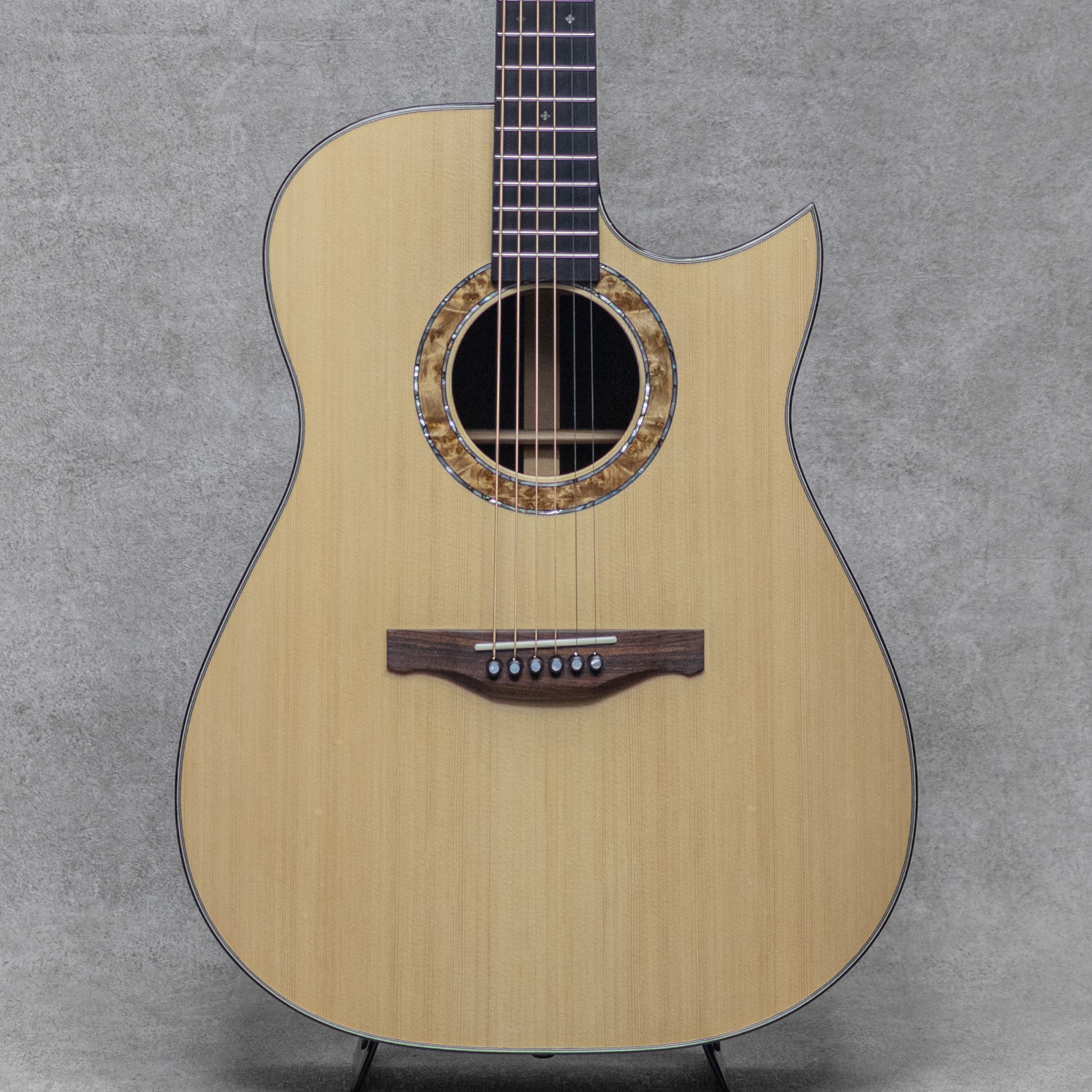 Custom MD Cutaway Ezo Spruce / Amazon Rosewood