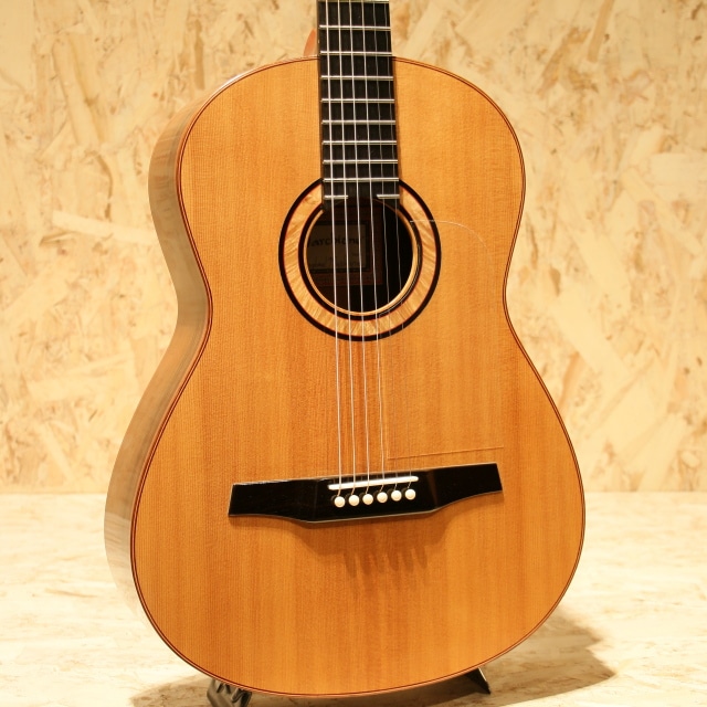 Premium Sitka Spruce/Madagascar Rosewood Flat Top