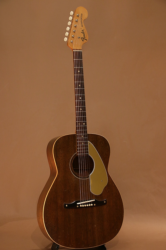 Newporter Mahogany