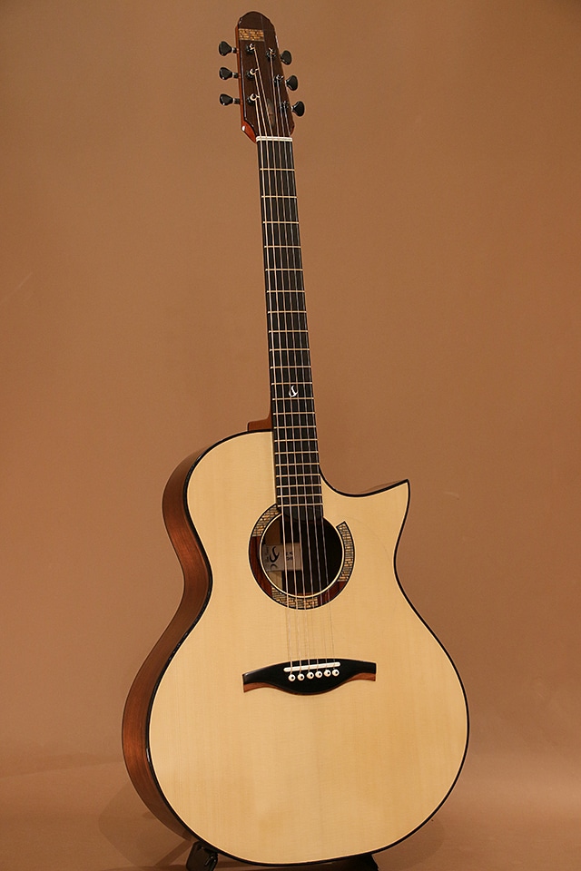 MJ Cutaway Madagascar Rosewood