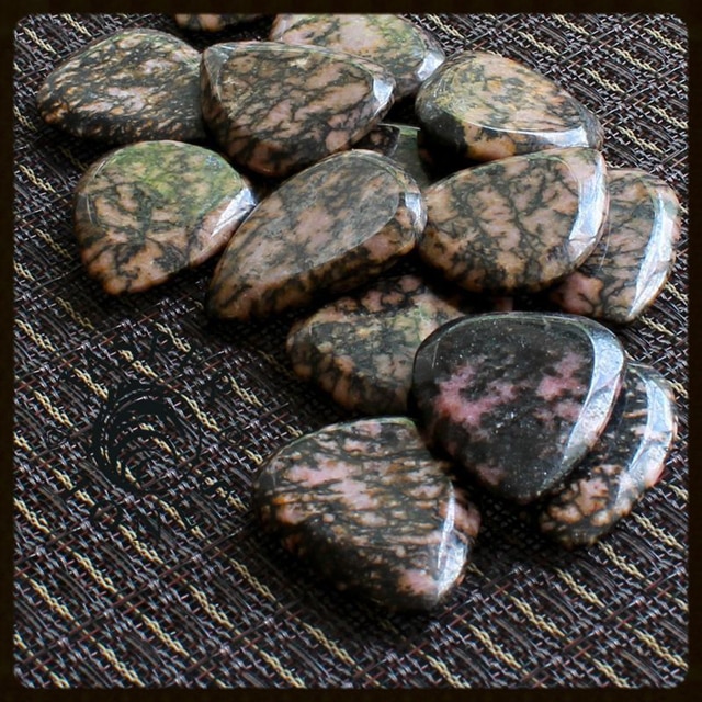 JASPER TONES - RHODONITE JASPER (1枚入り)