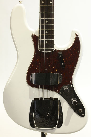 60th Anniversary 60s Jazz Bass (Arctic Pearl)