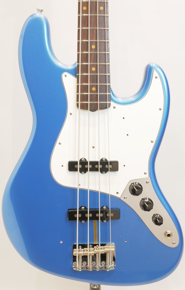 New American Vintage '64 Jazz Bass Lake Placid Blue