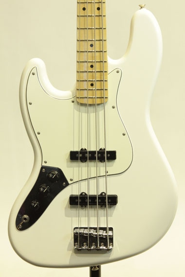 Mexico PLAYER JAZZ BASS LEFT-HAND (PWH)