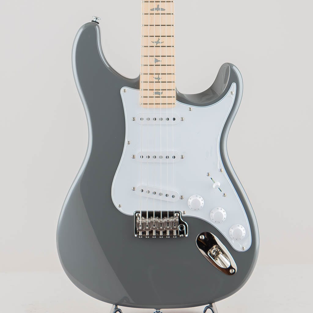 SE Silver Sky Maple / Overland Gray