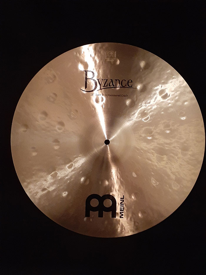 【ドイツファクトリー現地選定買付シンバル】Byzance Traditional 18" Extra Thin Hammered Crash B18ETHC 1392g