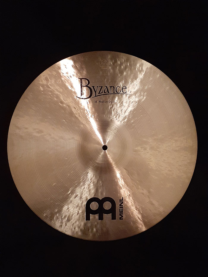 【ドイツファクトリー現地選定買付シンバル】Byzance Traditional 18" Medium Crash B18MC 1240g