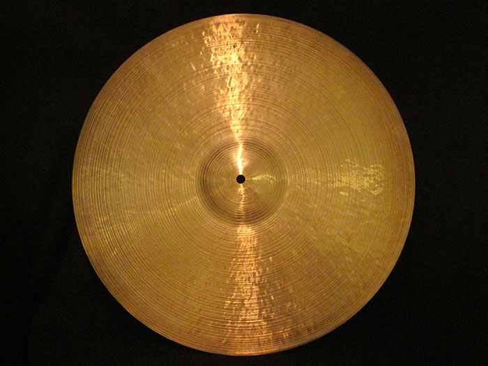 20" 1,663g / To Lee Engraved Robert Spizzichino