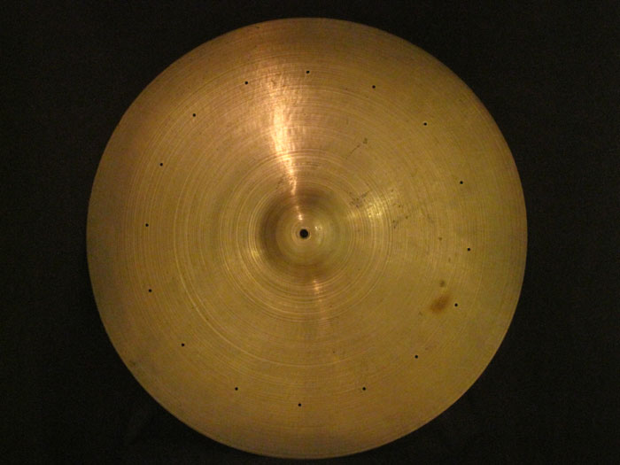 【VINTAGE】1939-55' A Zildjian Trans Stamp 24" Ride 3,462g 16 Holes