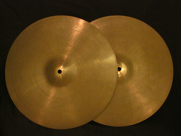 【VINTAGE】70's Avedis Zildjian 14" NewBeat HiHats 821g/1,244g