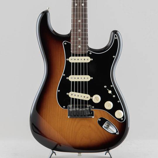 American Ultra Luxe Stratocaster 2-Color Sunburst/R 2021