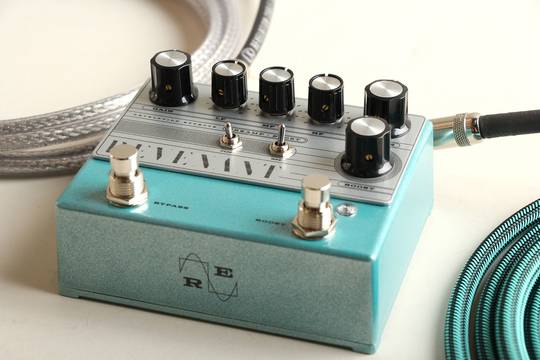 Revelation Effects REVENANT Preamp-Boost V1.2 -Teal Sparkle with Silver face plate- (Limited)【サウンドメッセ出展予 レベレーションエフェクト サブ画像5