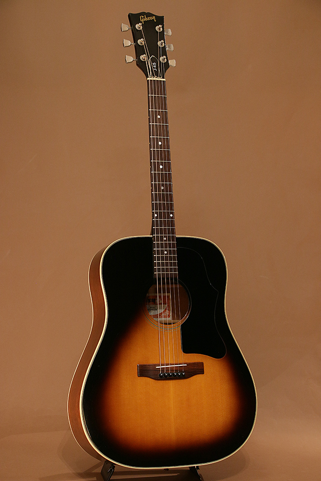 GIBSON J-45 DELUXE ギブソン