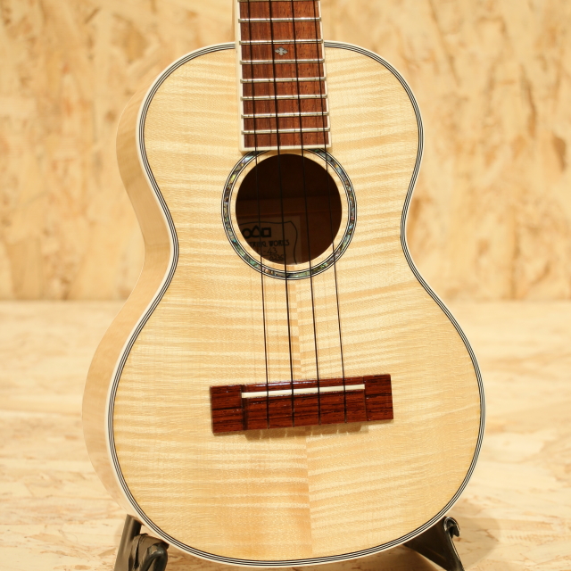 L-43 Curly Maple Concert