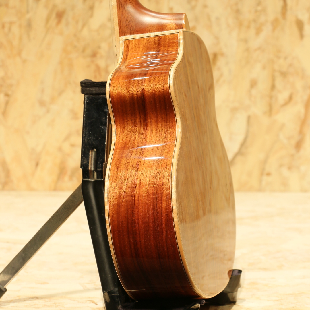 L.Luthier Le Light Koa with P.U. Concert エル・ルシアー サブ画像4