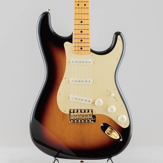 Made in Japan Traditional Stratocaster Reverse Head