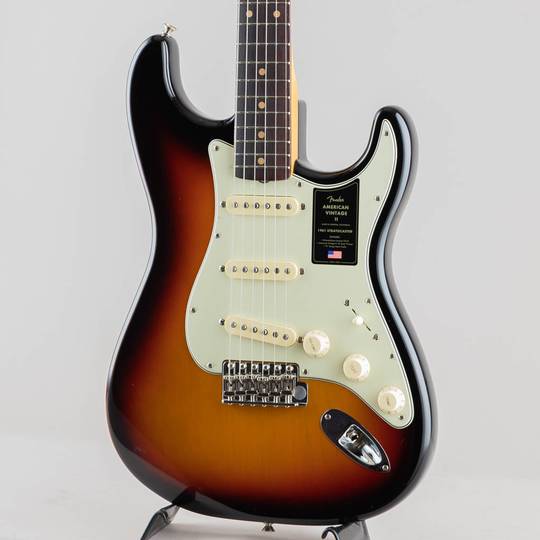 FENDER American Vintage II 1961 Stratocaster/3-Color Sunburst/R