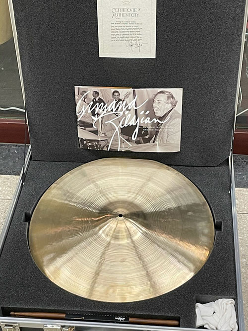 【委託中古品】Limited Vintage Avedis Zildjian 100th Birthday 20" Cymbal & Case