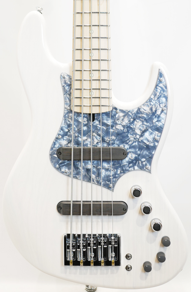 XJ-1T 5string White Blonde