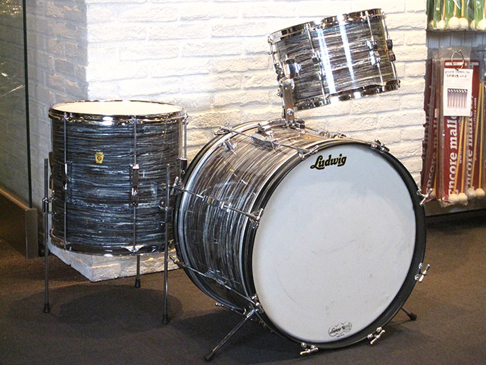 Ludwig 【特価品】1965-67' Club Date 20 12 14 Oyster Blue Pearl ラディック