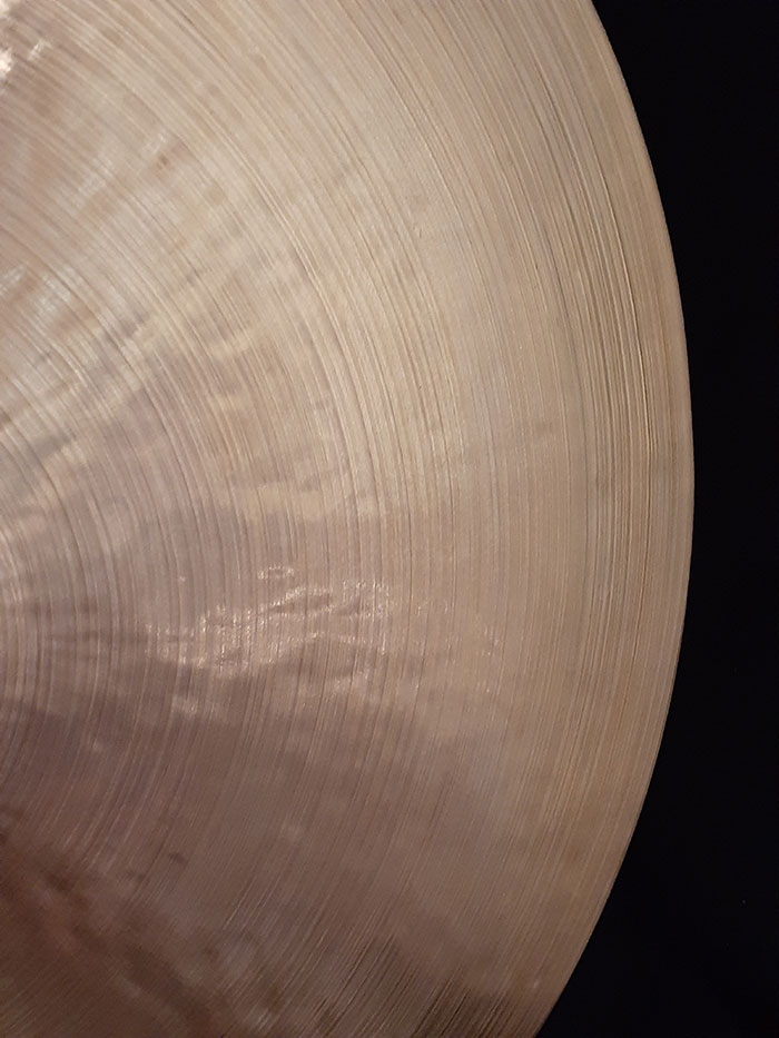 Cymbalsmith HYH 【Hand Crafted Cymbal】波（NAMI）19 1,665g シンバルスミス・ファンヨンハ サブ画像1