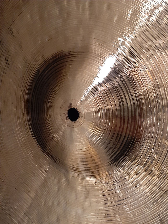 Cymbalsmith HYH 【Hand Crafted Cymbal】波（NAMI）22 2,519g シンバルスミス・ファンヨンハ サブ画像2