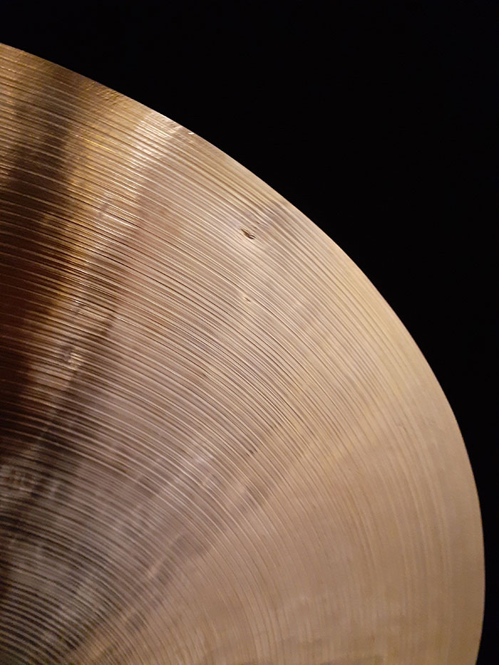 Cymbalsmith HYH 【Hand Crafted Cymbal】波（NAMI）22 2,519g シンバルスミス・ファンヨンハ サブ画像7