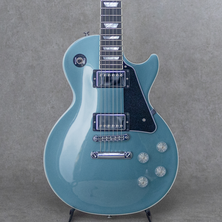 Les Paul Modern Faded Pelham Blue