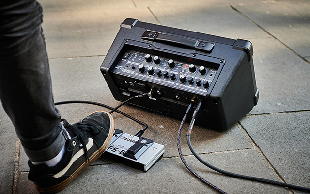 Roland CUBE Street II   Battery-Powered Stereo Amplifier ローランド サブ画像5