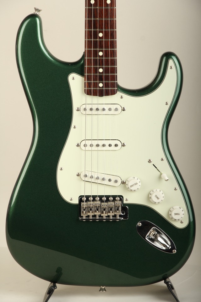 2023 Collection Made in Japan Traditional 60s Stratocaster Aged Sherwood Green Metall