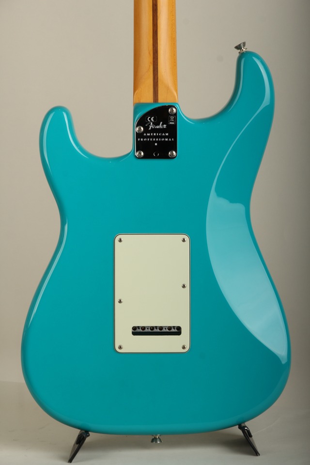 FENDER  American Professional II Stratocaster Maple Fingerboard Miami Blue 2020 フェンダー サブ画像2