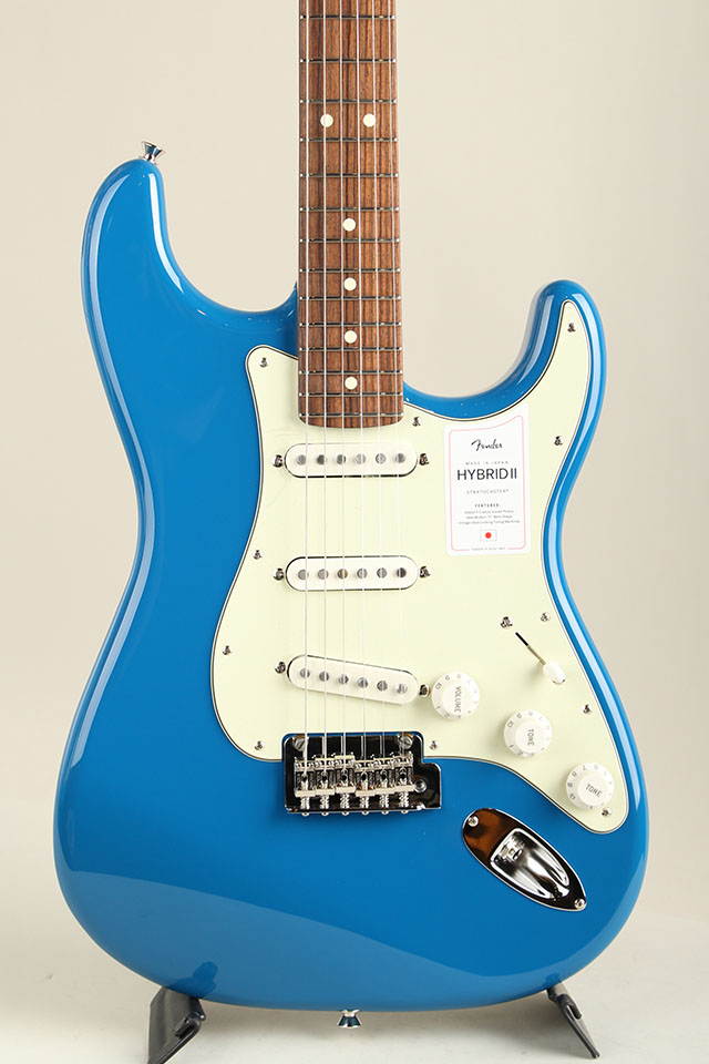 Made in Japan Hybrid II Stratocaster RW Forest Blue