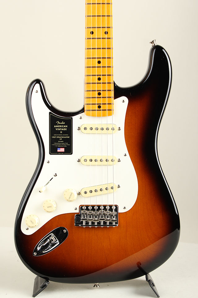 American Vintage II 1957 Stratocaster Left-Hand 2-Color Sunburst