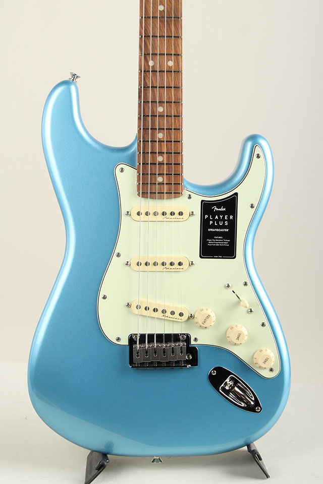 Player Plus Stratocaster Opal Spark